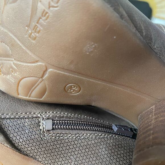 Dansko Marcia Leather Ankle Heeled Boots Burnished Nubuck Brown 39 US size 9 - Picture 9 of 11